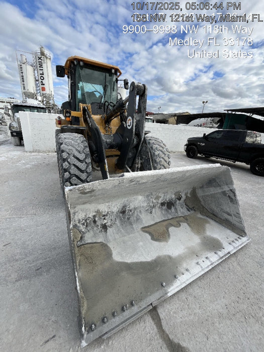 2014 HYUNDAI 3.0 cu yd Bucket, Wheel Loader - HYUNDAI