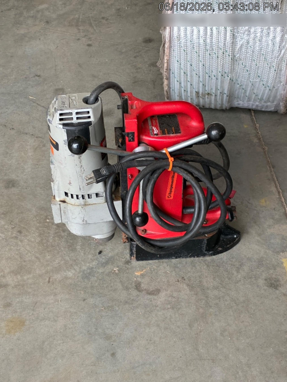 2021 MILWAUKEE 4209-1