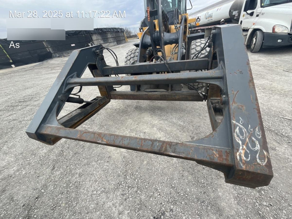 2022 PEMBERTON Pipe Grapple Forks