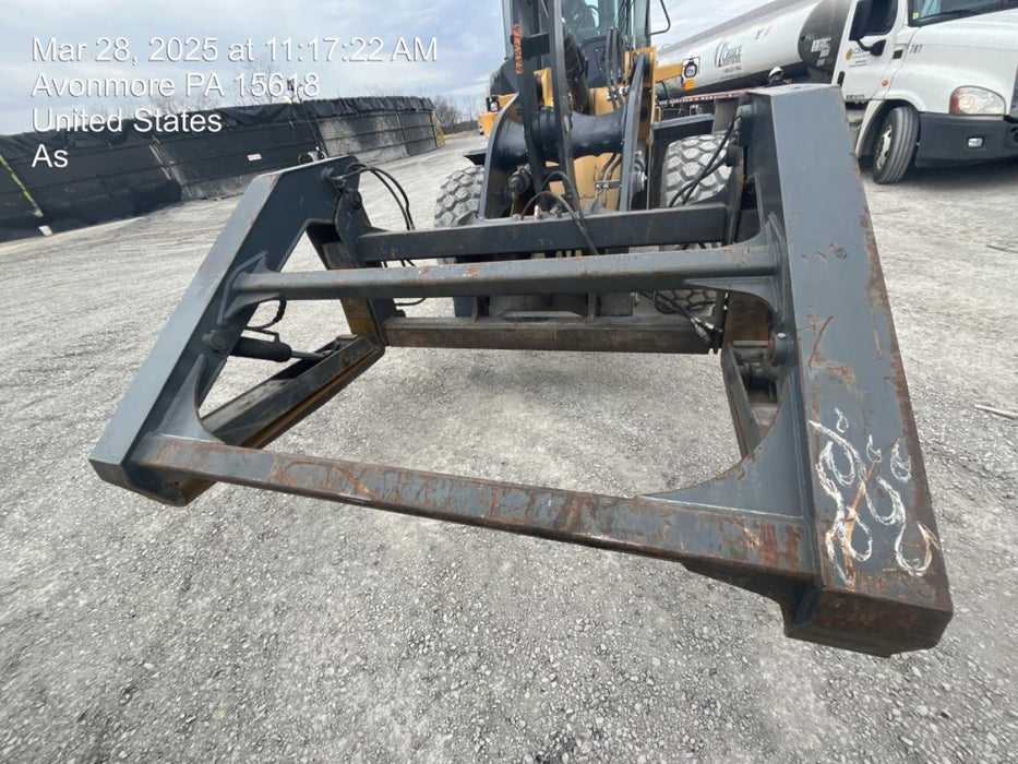 2022 PEMBERTON Pipe Grapple Forks