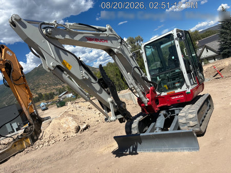 2023 TAKEUCHI TB250-2C