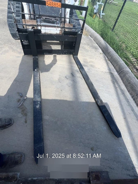 2025 ARROW MATERIAL HANDLING F5100CB - 72"