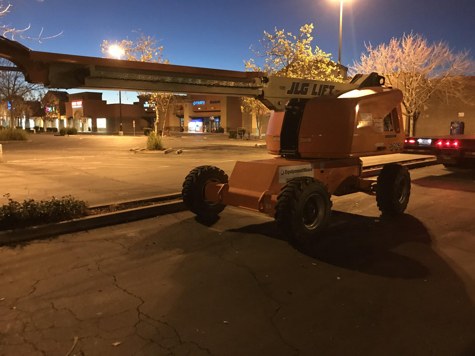 2019 JLG 460SJ