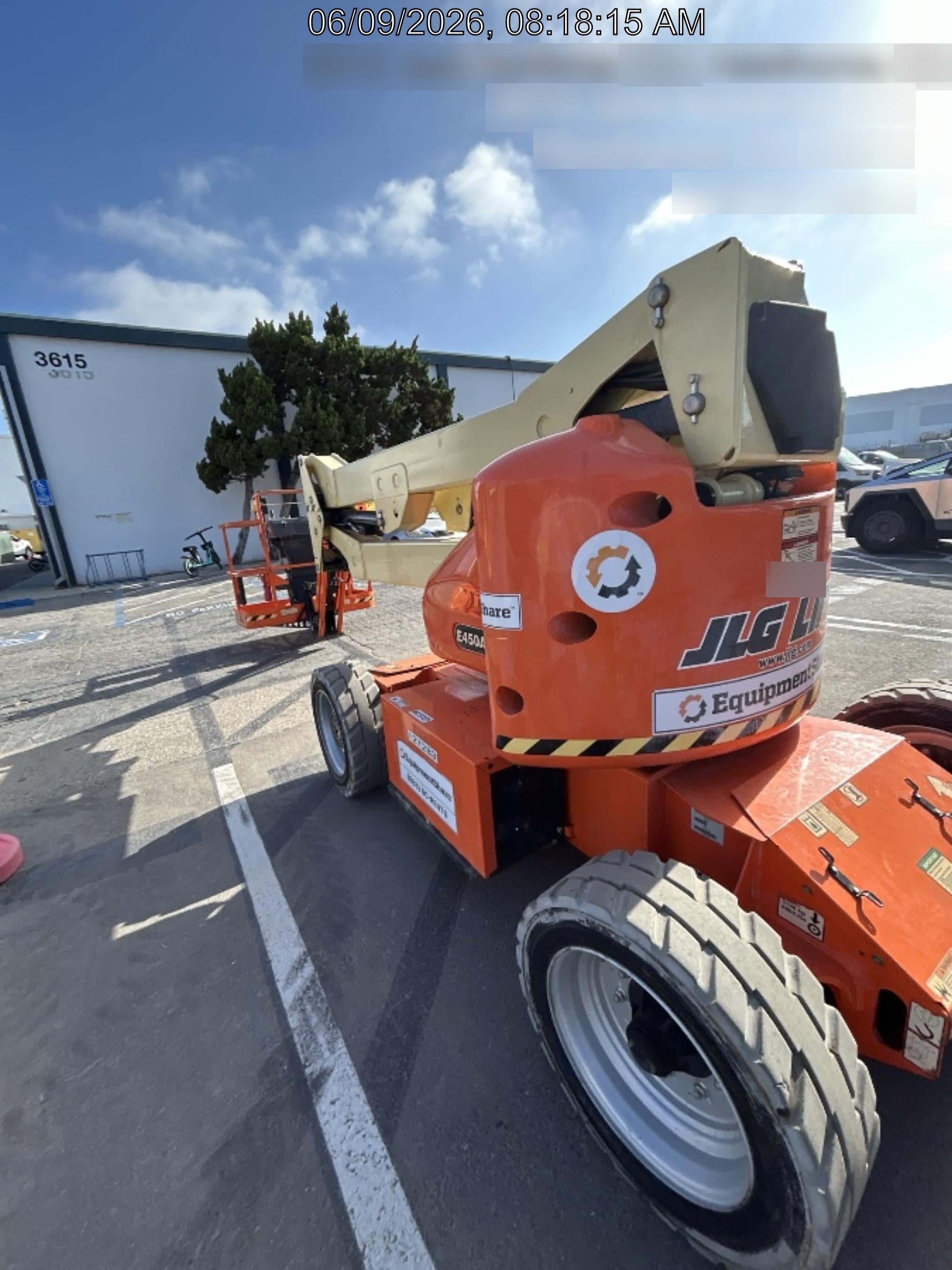 2021 JLG E450AJ