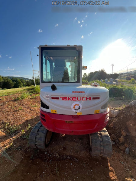 2023 TAKEUCHI TB250-2CR