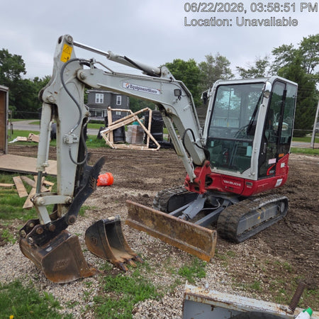 2022 TAKEUCHI TB235-2CR