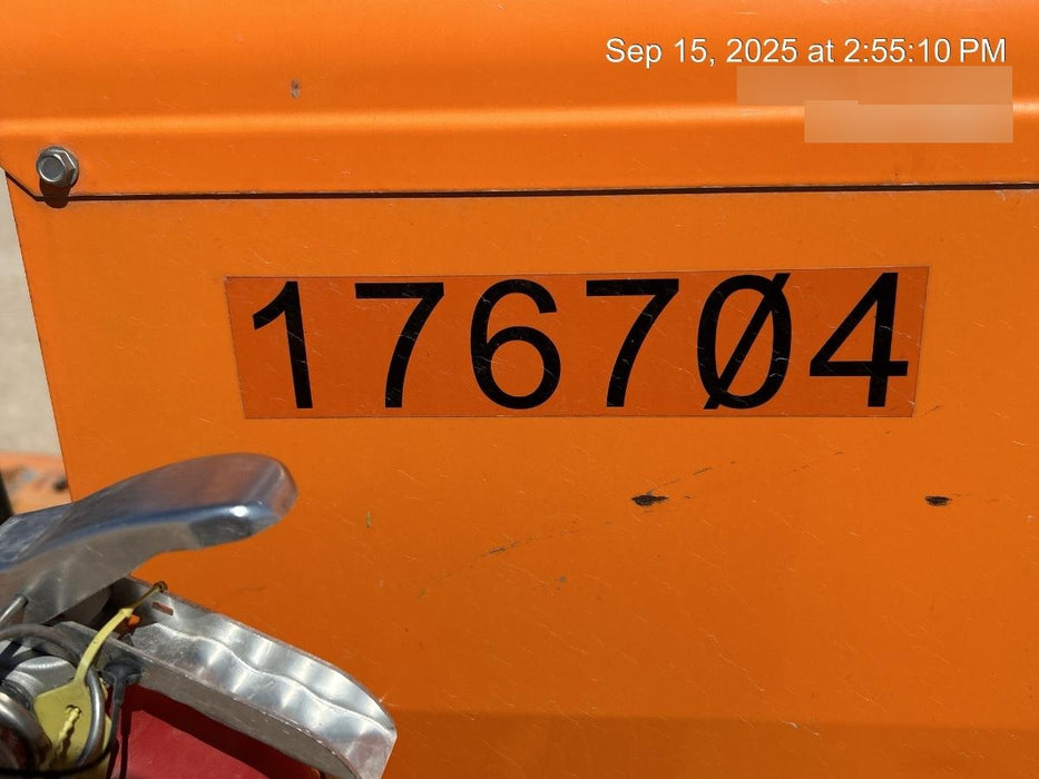 2021 Lincoln Electric Vantage 322 Vantage 322 Ready Pak 3 w/ Decals, ORANGE (includes trailer, cable rack, fender light kit) NO Telematics