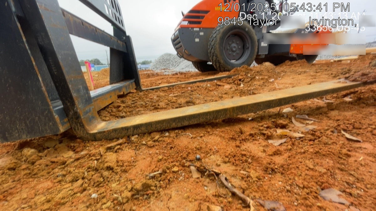 2025 SOLESBEE 48" Pallet Forks - Solesbee