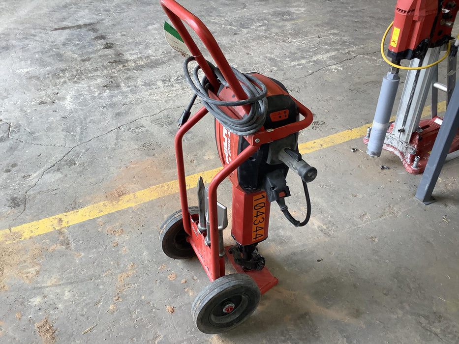 2020 HILTI TE 3000-AVR