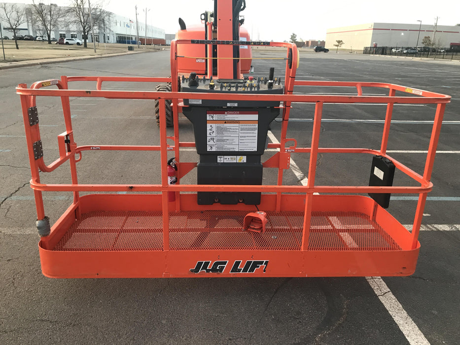 2019 JLG 460SJ