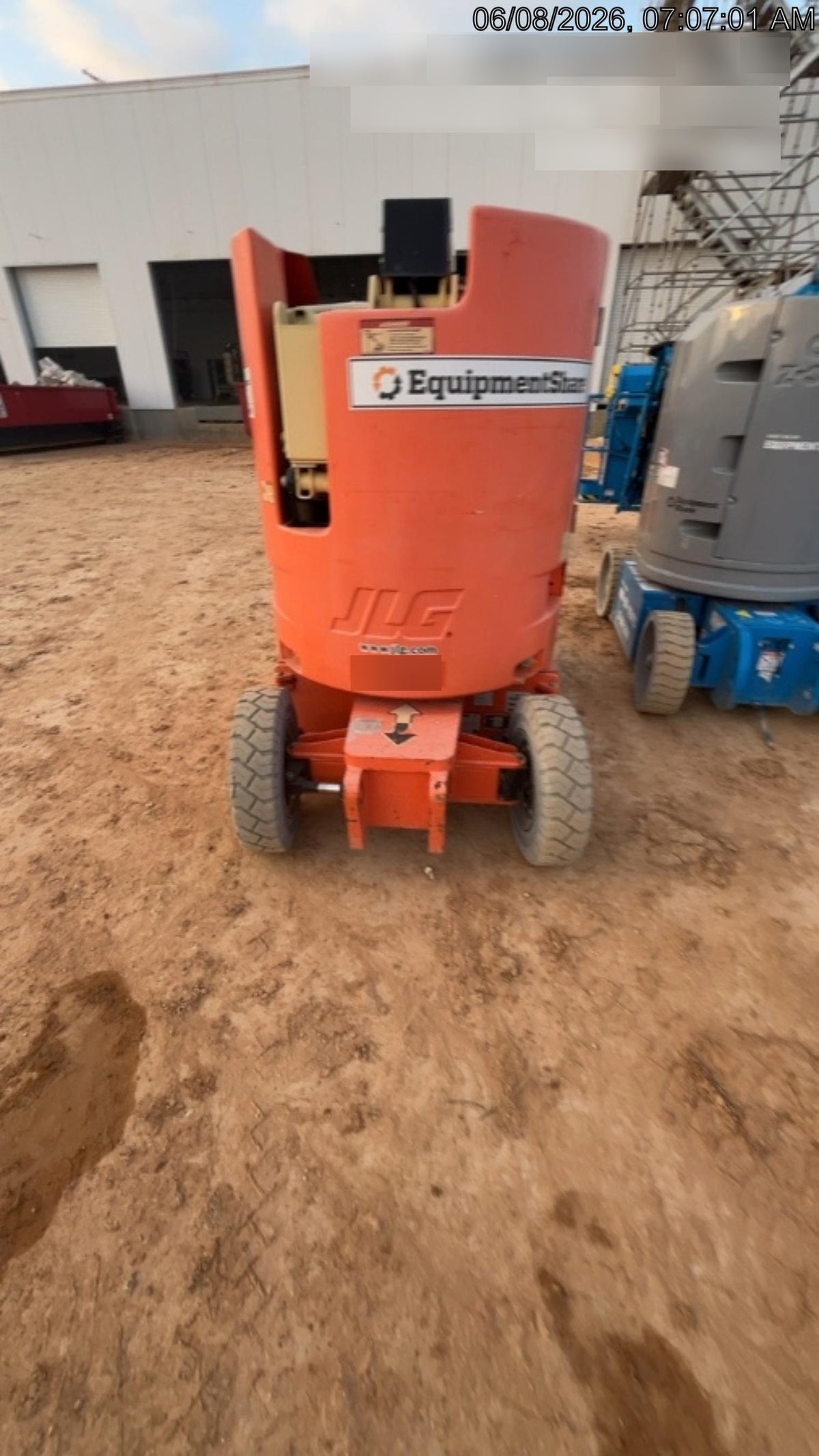 2019 JLG E300AJP