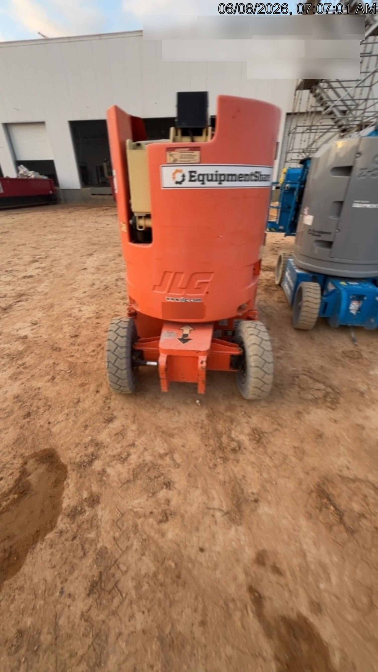 2019 JLG E300AJP