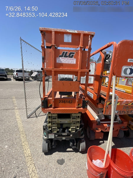 2022 JLG ES1932