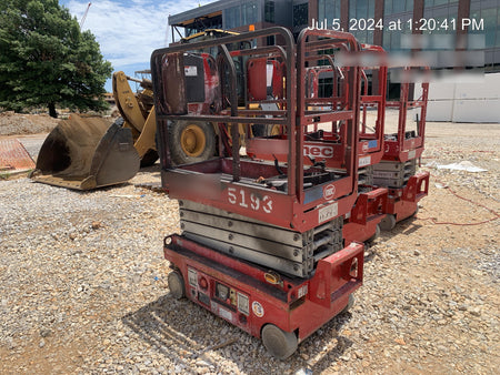 2017 MEC 1330SE 13' Scissor Lift w/2 Year Full Extended Warranty