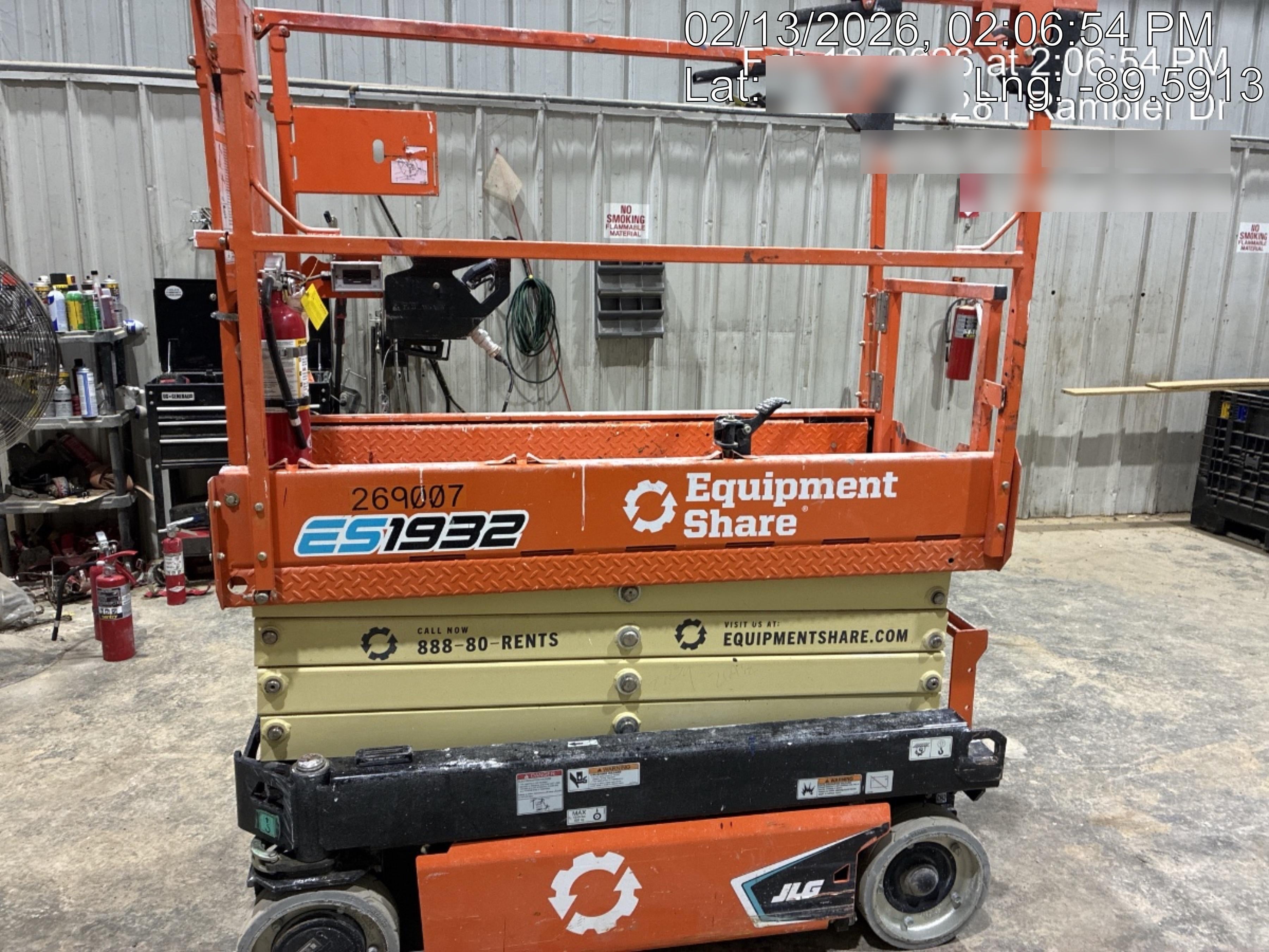 2022 JLG ES1932