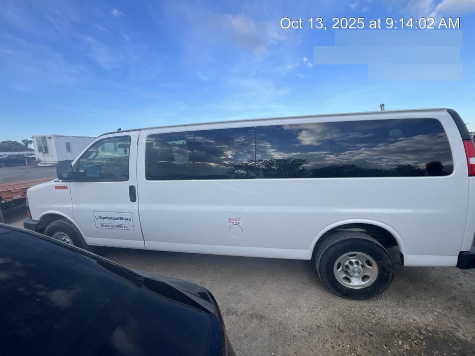 2023 CHEVROLET Express Van - Rental