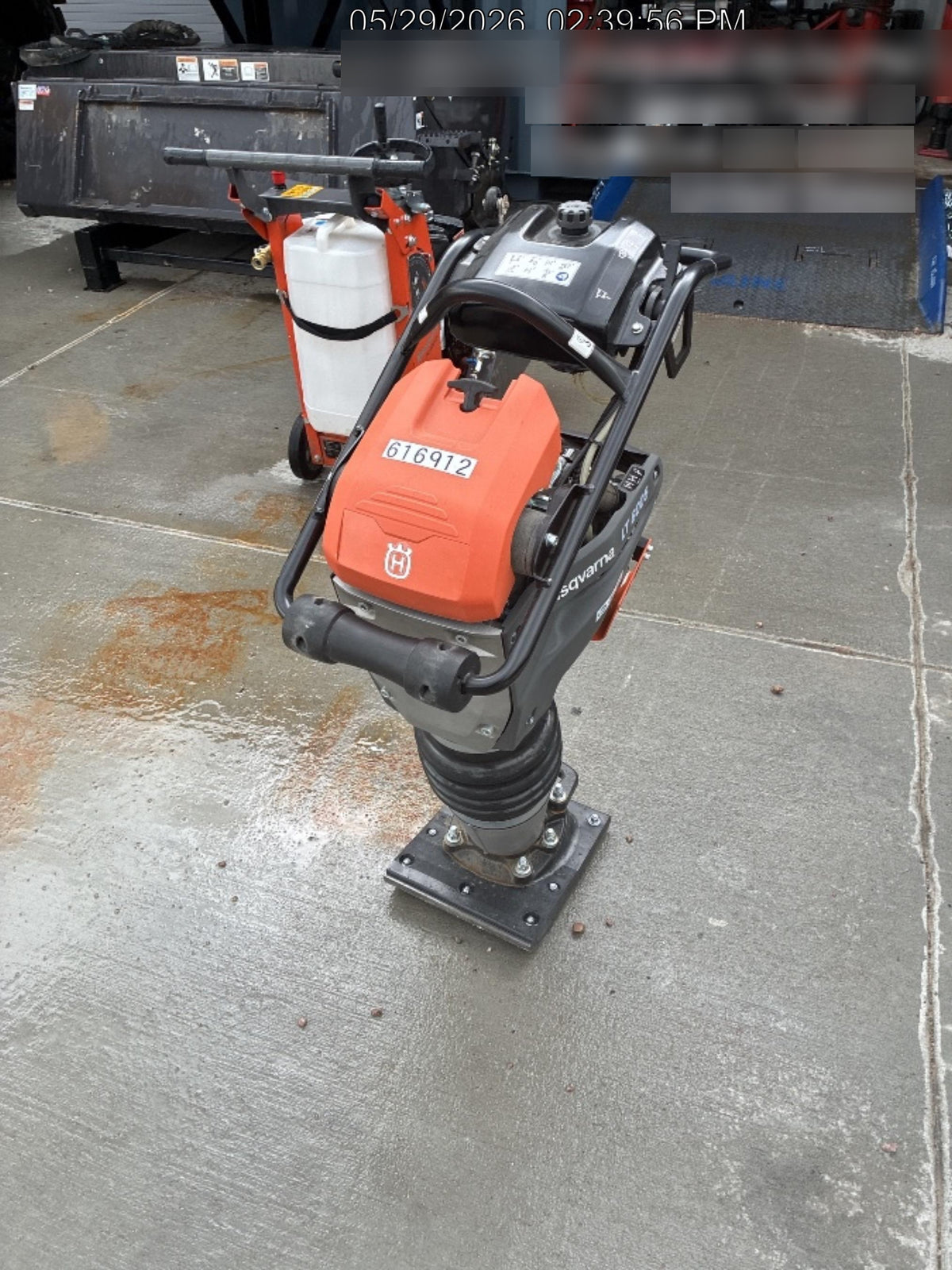 2025 HUSQVARNA LT6005