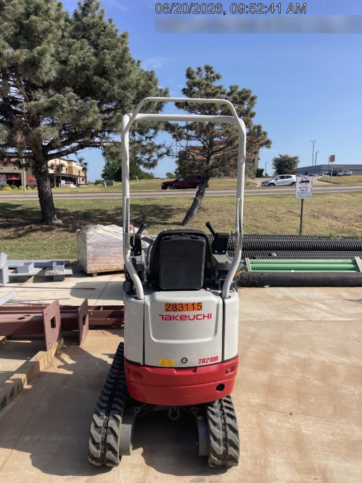 2022 TAKEUCHI TB210R