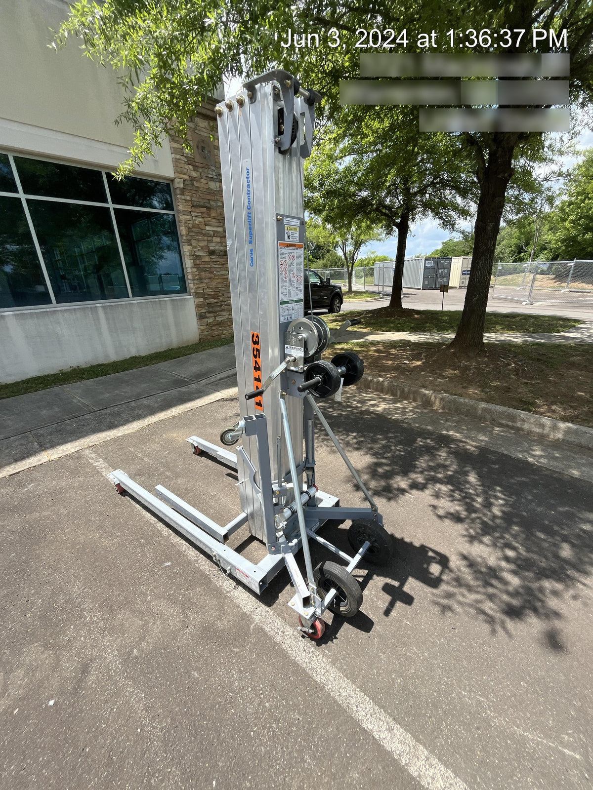 2023 GENIE SLC-24