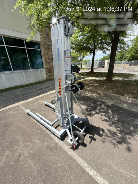 2023 GENIE SLC-24