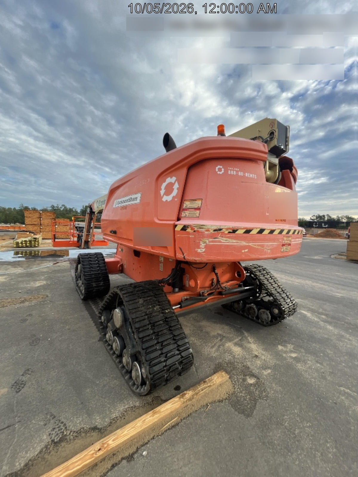 2022 JLG 660SJ Quad Track