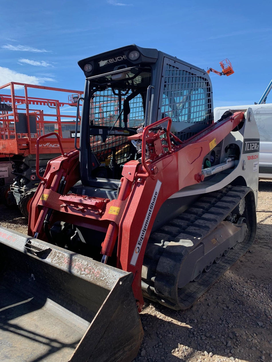 2021 TAKEUCHI TL12R2-CR