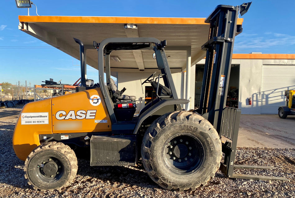 2023 CASE 588H