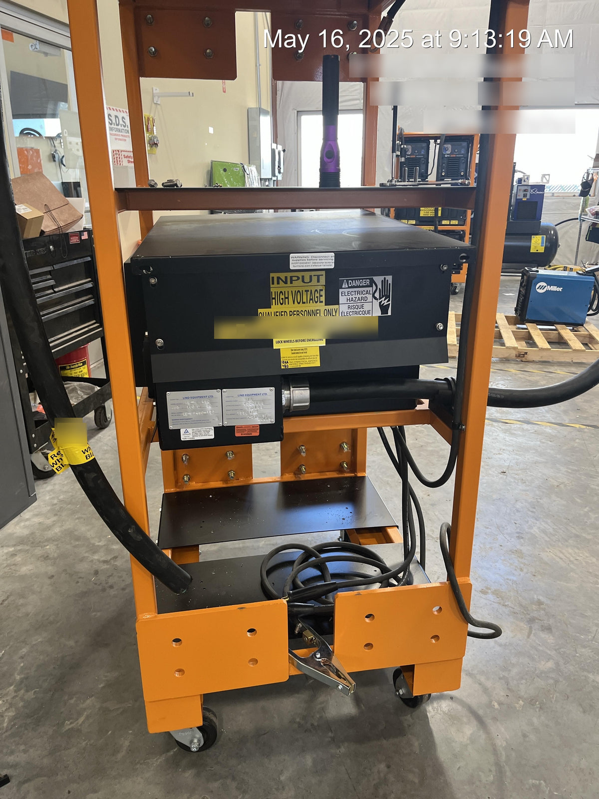 2025 LIND EQUIPMENT LE-4WR200APT-ES