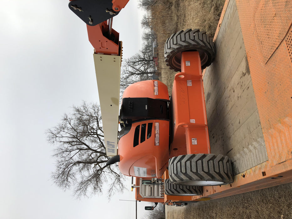 2019 JLG 600AJ