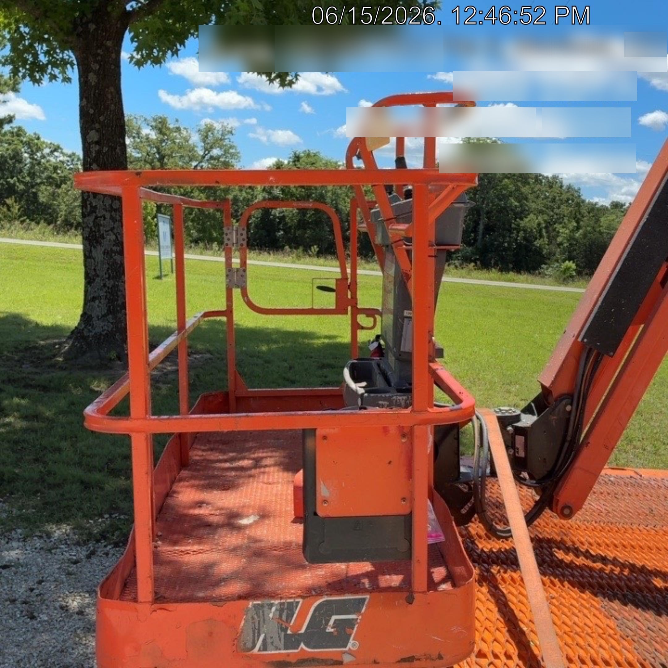 2019 JLG 460SJ
