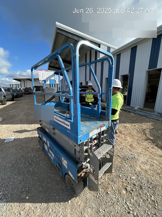 2019 Genie GS-1930 Fixed rails with chain Entry