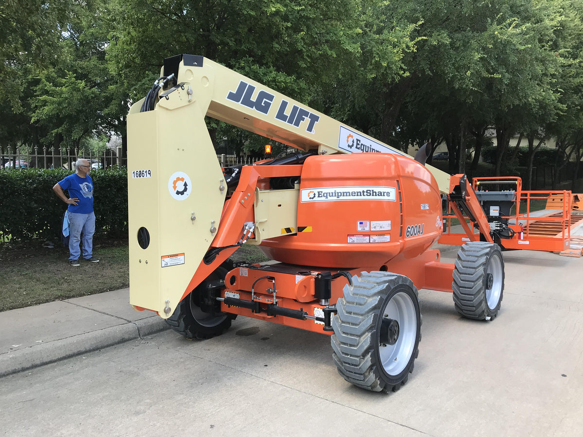 2021 JLG 600AJ