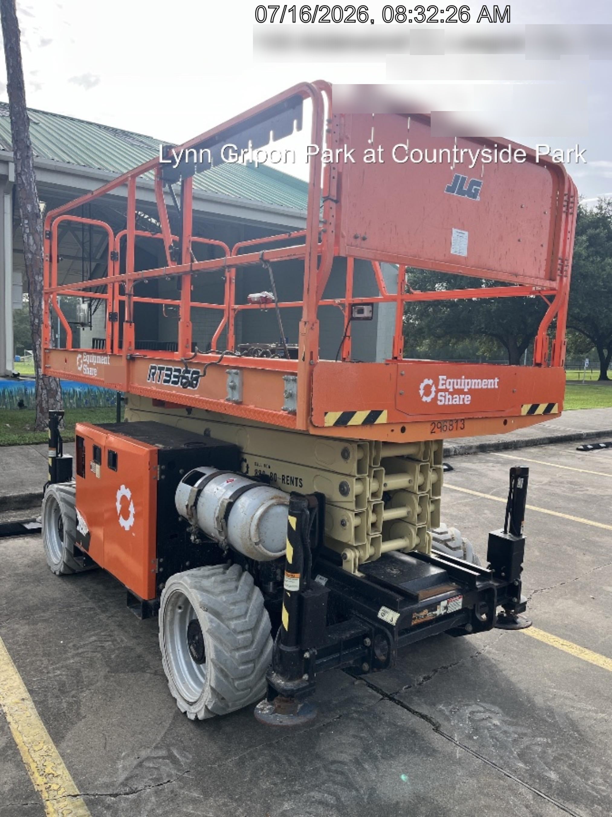 2023 JLG RT3369