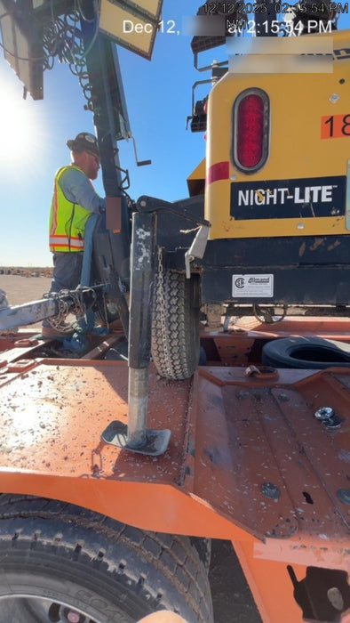 Allmand NLV3GR (4) LED Light Fixture 350W, 23' Vertical Mast, 3kW Prime, Towable, Deep Sea L401, Leveling Jacks, Yanmar T4F 5.8hp