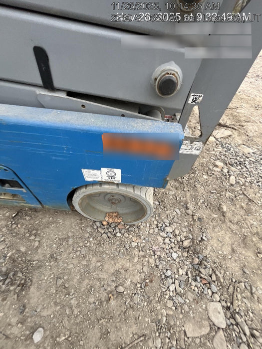 2019 Genie GS-2632 Folding rails with half height swing gate