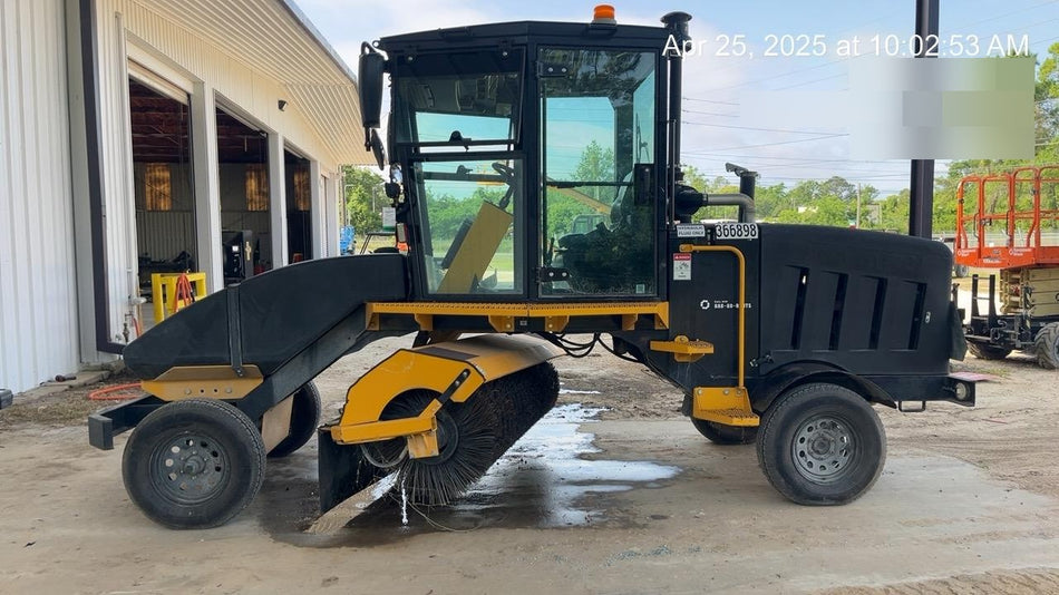 2023 LAYMOR SM450