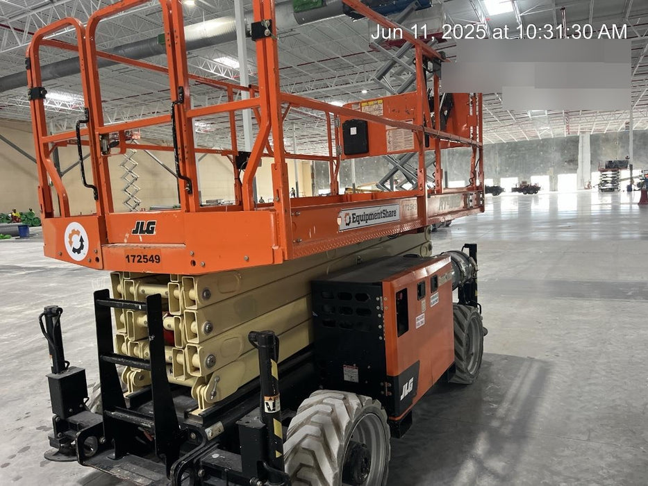2021 JLG RT4069