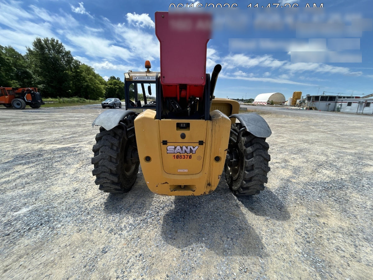 2020 SANY STH1056