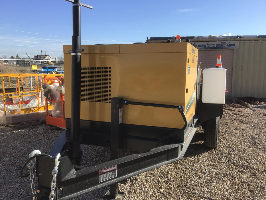 2019 Vac-Tron LP573XDT 24Hp Kohler Diesel, 500 Gal Debris Tank, 500 CFM Vacuum Pump, x2 100 Gal Water Tanks
