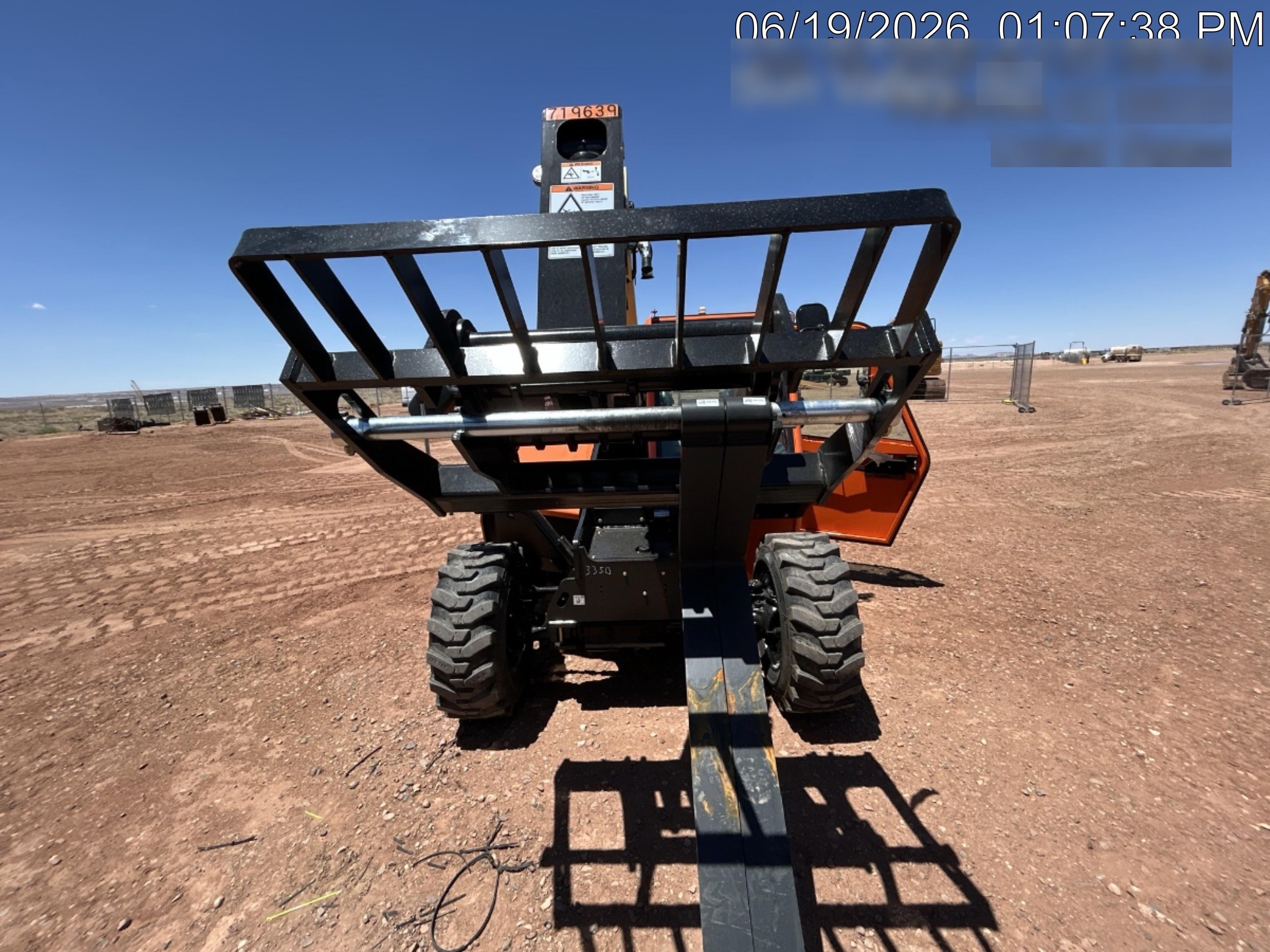 2026 JLG 519