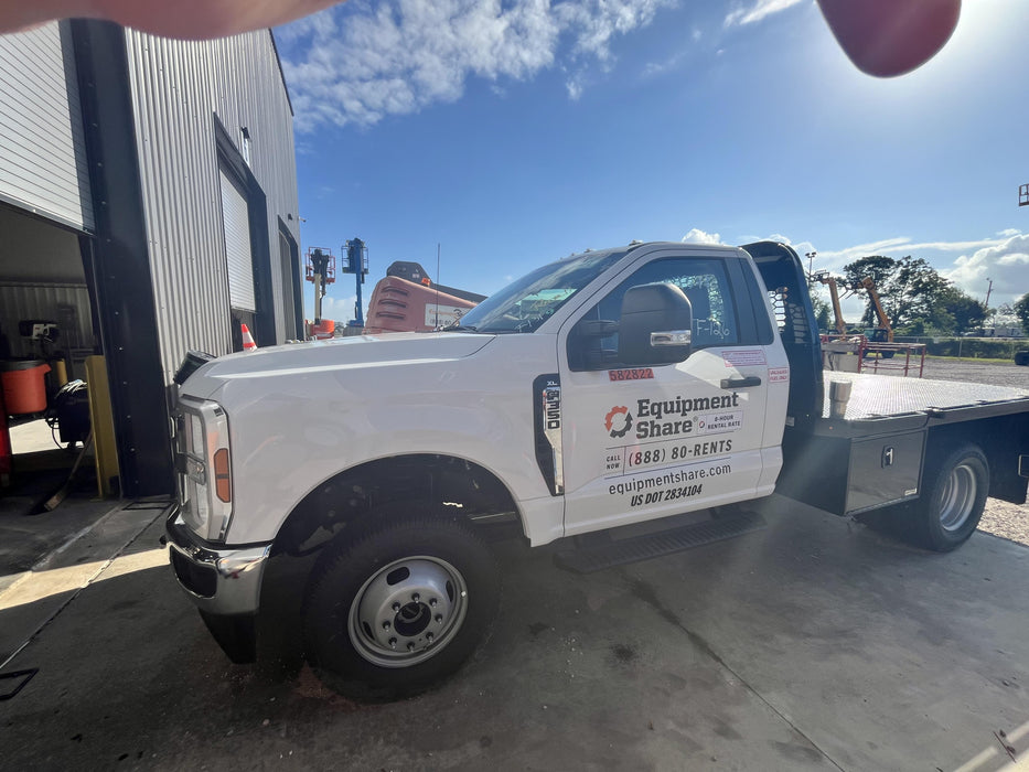 2025 FORD F350 - Rental