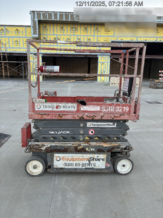 2018 SKYJACK SJIII-3219