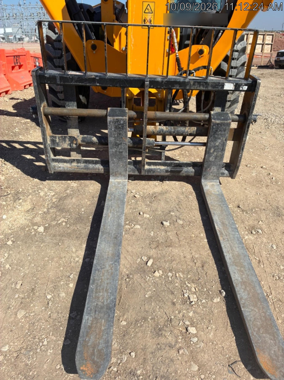 2026 JCB 400/F7377