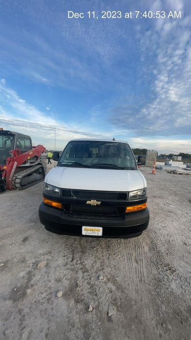 2023 CHEVROLET Express Van - Rental