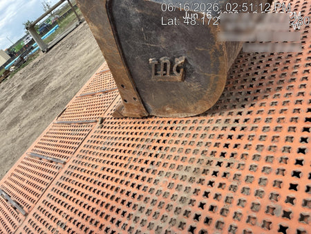 2025 TAKEUCHI 18" HD Bucket - Takeuchi