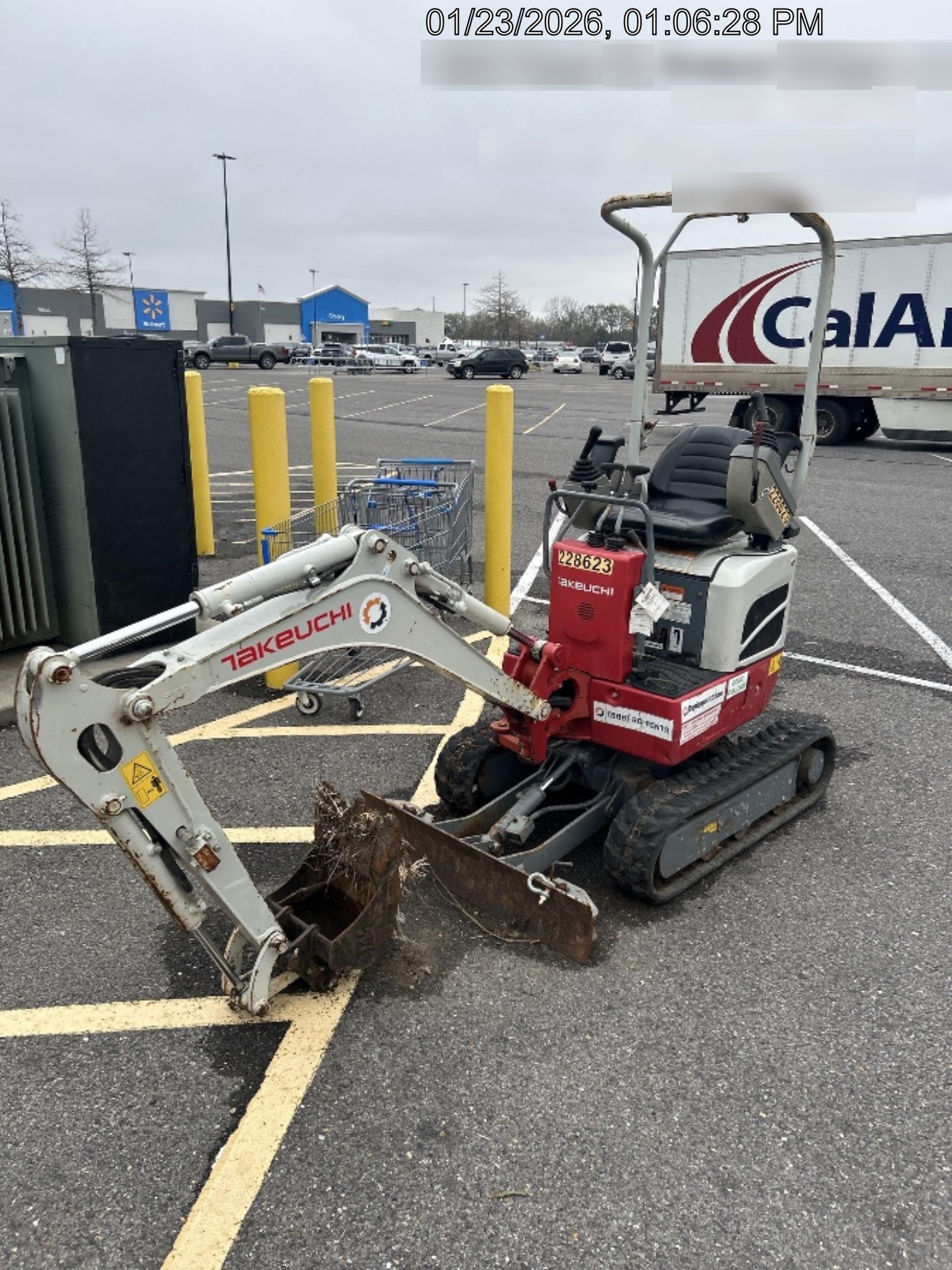 2022 TAKEUCHI TB210R