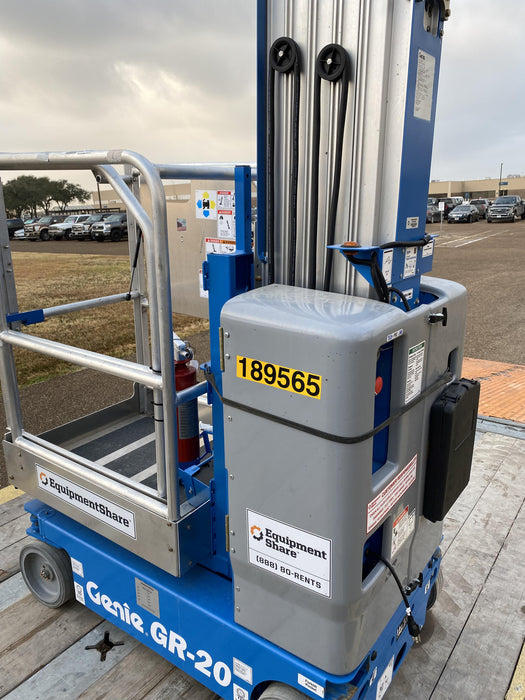 2021 GENIE GR-20