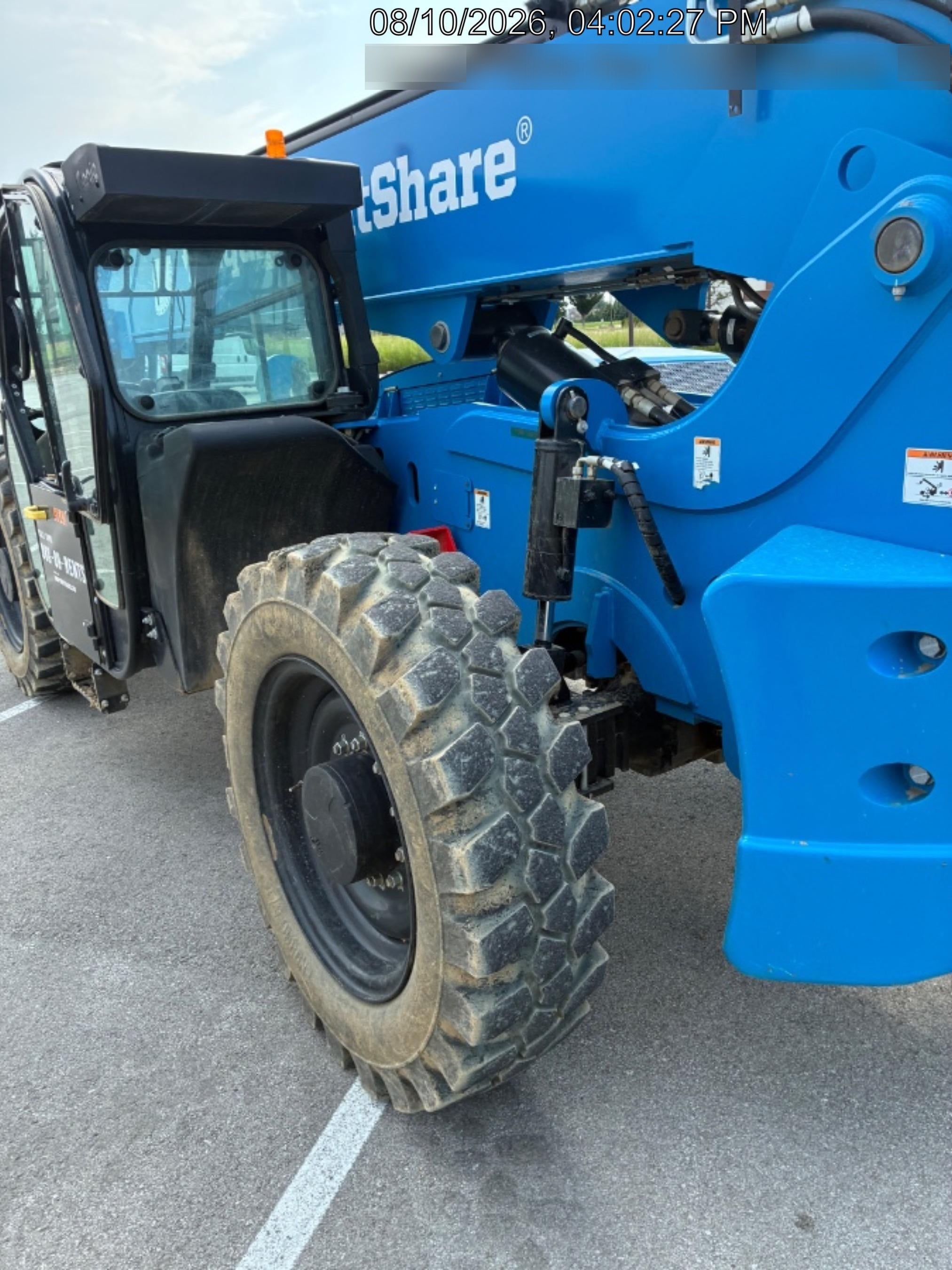 2025 GENIE GTH-1056