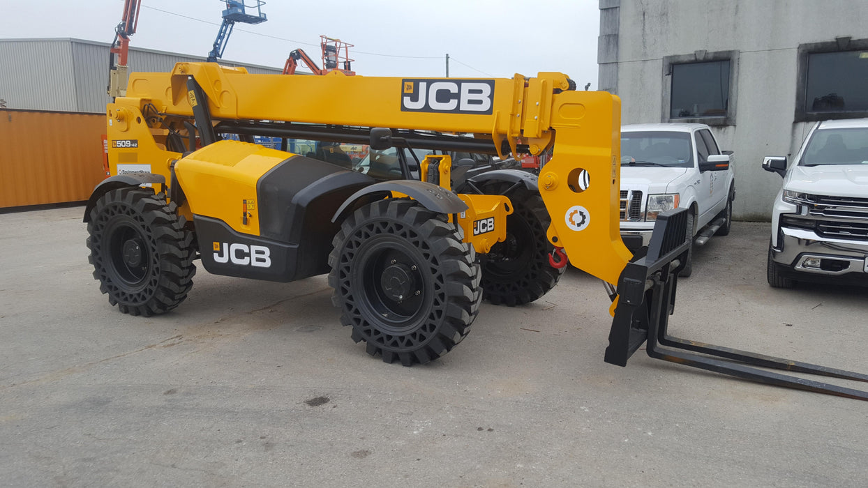 2019 JCB 509-42 74 HP w/Open ROPS, Beacon, Aux Hydraulics, LED Work lights, Solid Tires 66" Carriage/60" Forks
