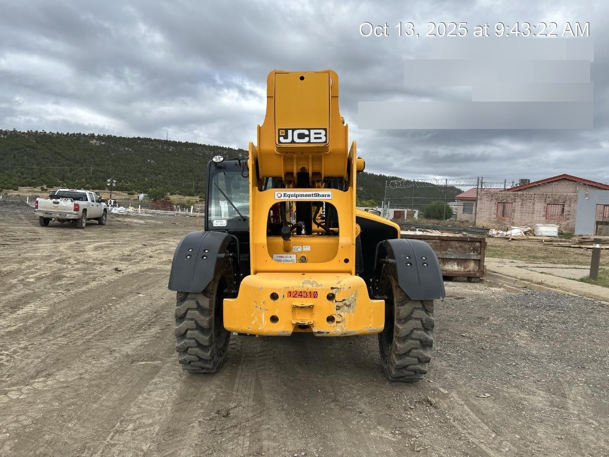 2021 JCB 512-56